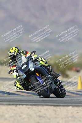 media/Jan-15-2026-Racers Edge (Thu) [[dfebeb70ab]]/2-A Group/Session 5 (Turn 5)/